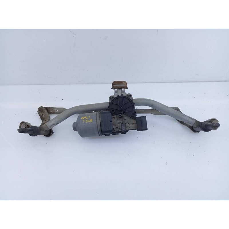 Recambio de motor limpia delantero para peugeot 208 access referencia OEM IAM 0390241540  E1-A4-8-2