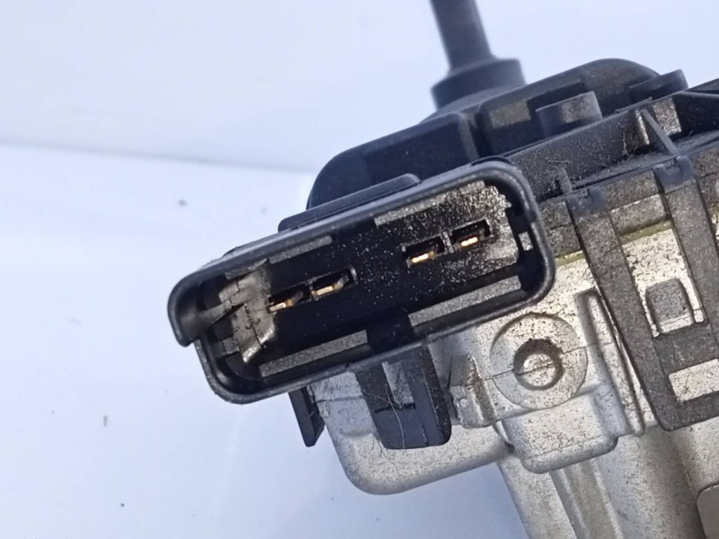 Recambio de motor limpia delantero para peugeot 208 access referencia OEM IAM 0390241540  E1-A4-8-2