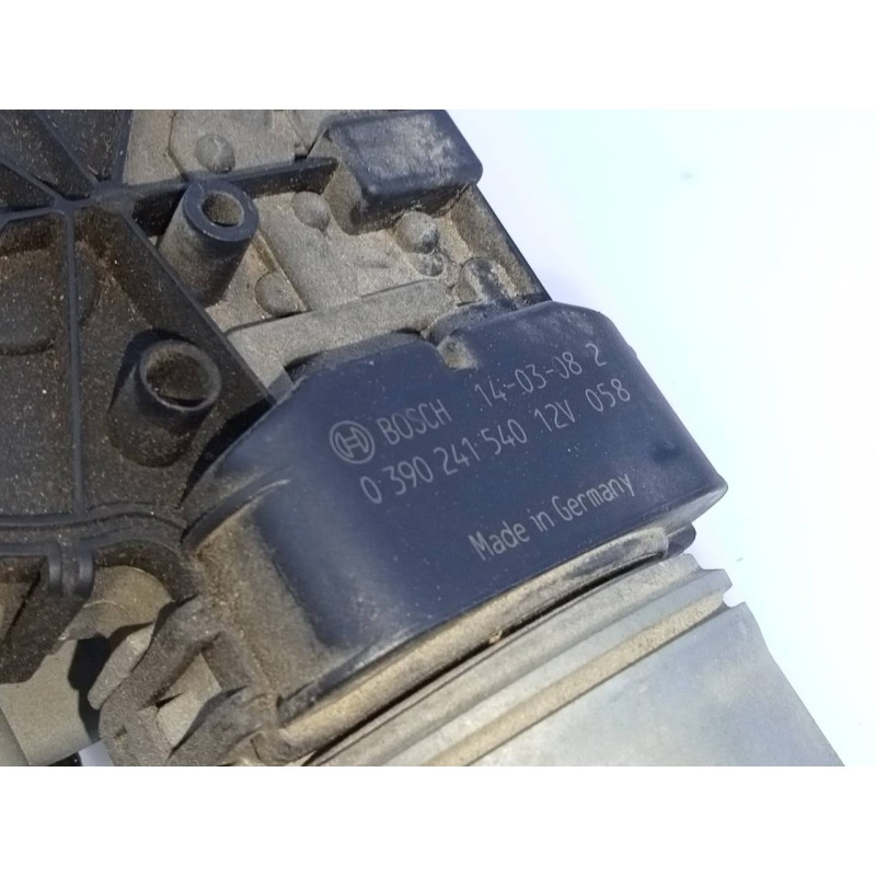 Recambio de motor limpia delantero para peugeot 208 access referencia OEM IAM 0390241540  E1-A4-8-2