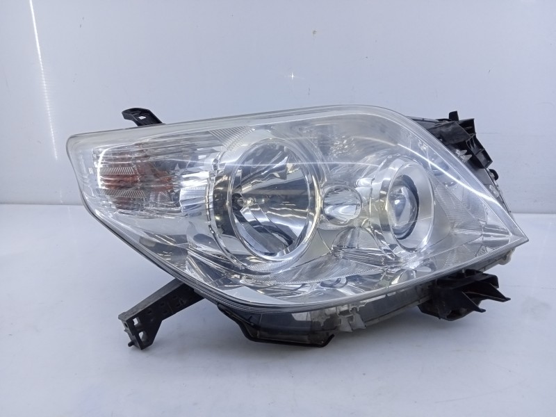 Recambio de faro derecho para toyota land cruiser (j15) basis referencia OEM IAM   E2-B4-44-2