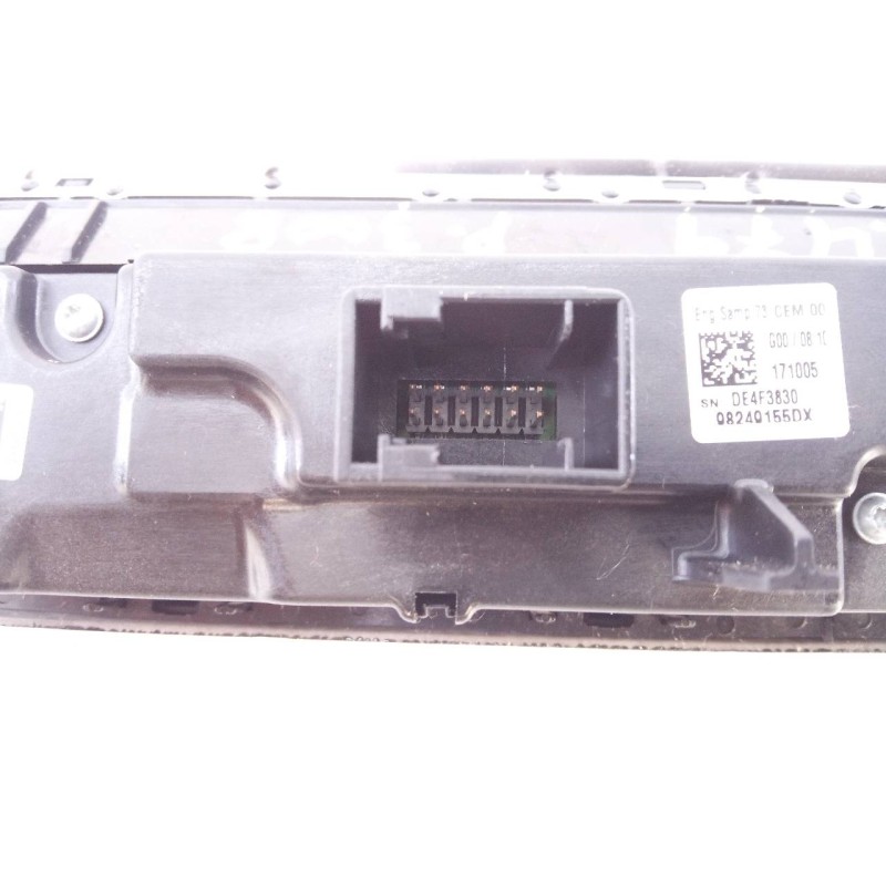 Recambio de sistema navegacion gps para peugeot 3008 gt line referencia OEM IAM 981003268003 9821909080 E3-B2-39-3
