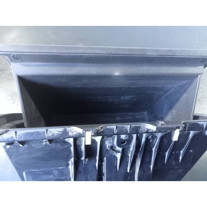 Recambio de guantera para toyota land cruiser (j15) basis referencia OEM IAM 5543360130  P2-A2-13