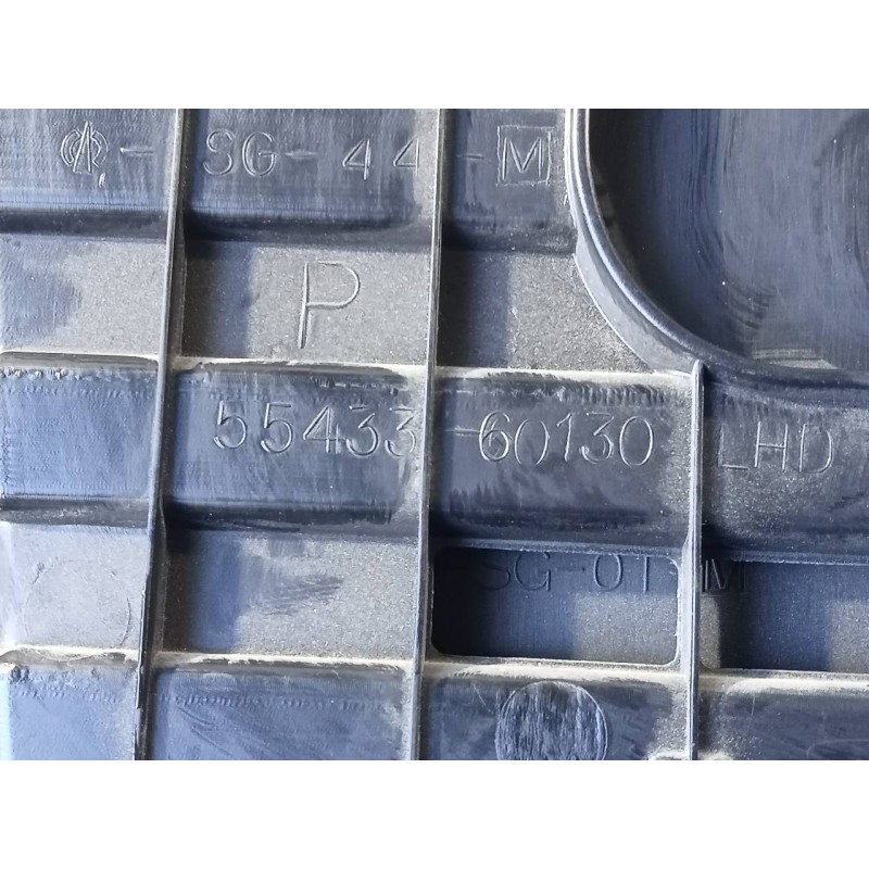 Recambio de guantera para toyota land cruiser (j15) basis referencia OEM IAM 5543360130  P2-A2-13