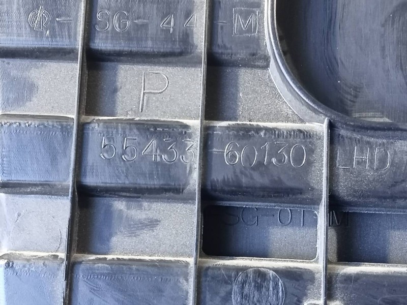 Recambio de guantera para toyota land cruiser (j15) basis referencia OEM IAM 5543360130  P2-A2-13