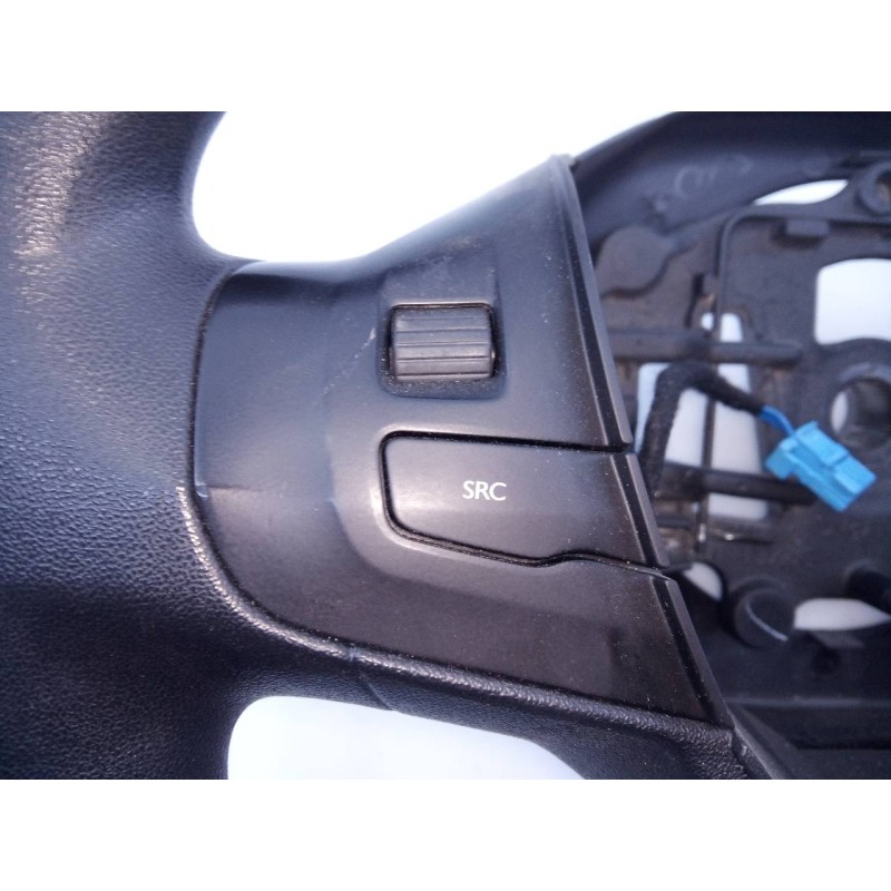 Recambio de volante para peugeot 208 access referencia OEM IAM 96750123ZD  E1-A4-2-2