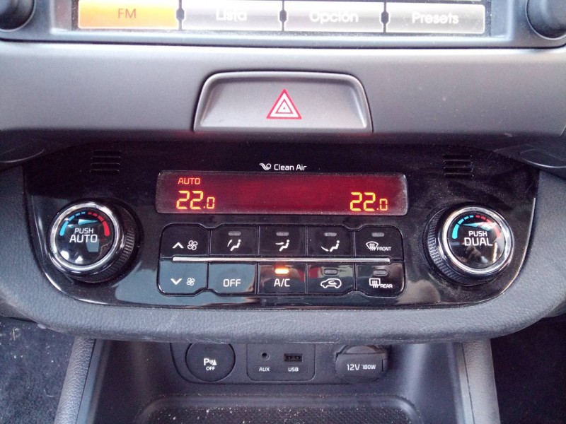 Recambio de mando climatizador para kia sportage drive 4x2 referencia OEM IAM 972503U800  E3-A3-36-2