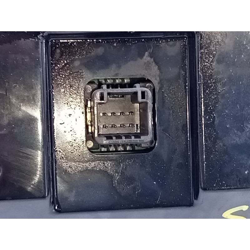Recambio de mando climatizador para toyota land cruiser (j15) basis referencia OEM IAM 8401060A40CO  E3-B2-13-3