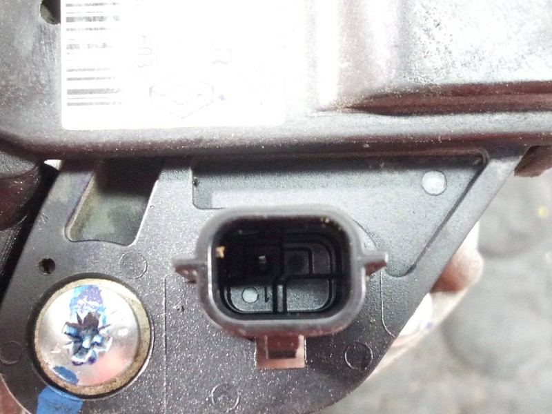 Recambio de alternador para renault clio iv dynamique referencia OEM IAM 231008593R  P3-B5-17-1