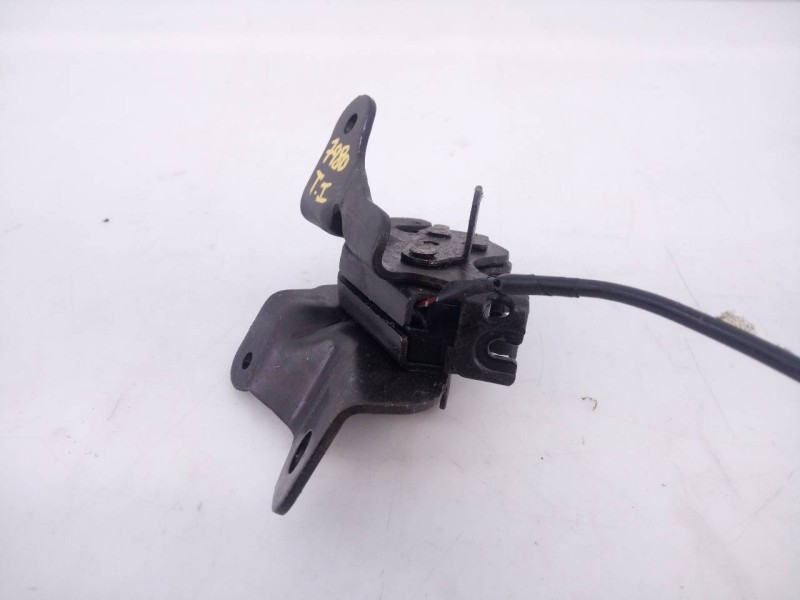 Recambio de cerradura puerta trasera izquierda para nissan navara pick-up (d40m) king cab se 4x4 referencia OEM IAM   E2-A4-49-1