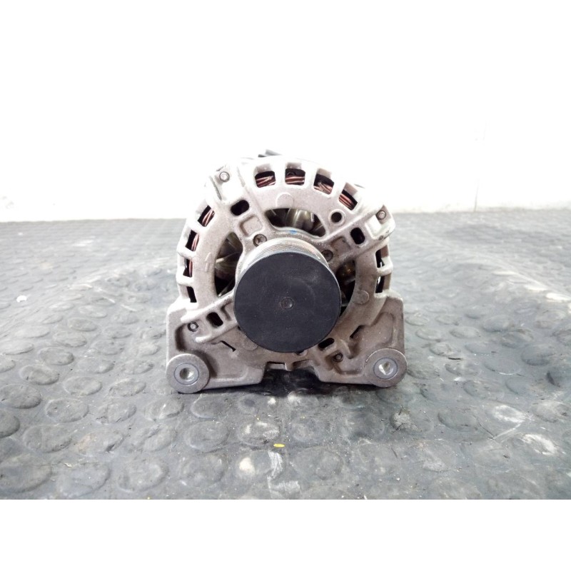 Recambio de alternador para renault clio iv dynamique referencia OEM IAM 231008593R  P3-B5-17-1
