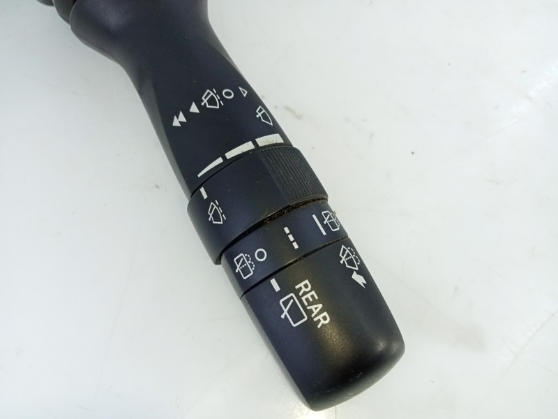 Recambio de mando limpia para toyota land cruiser (j15) basis referencia OEM IAM   E3-B2-17-1