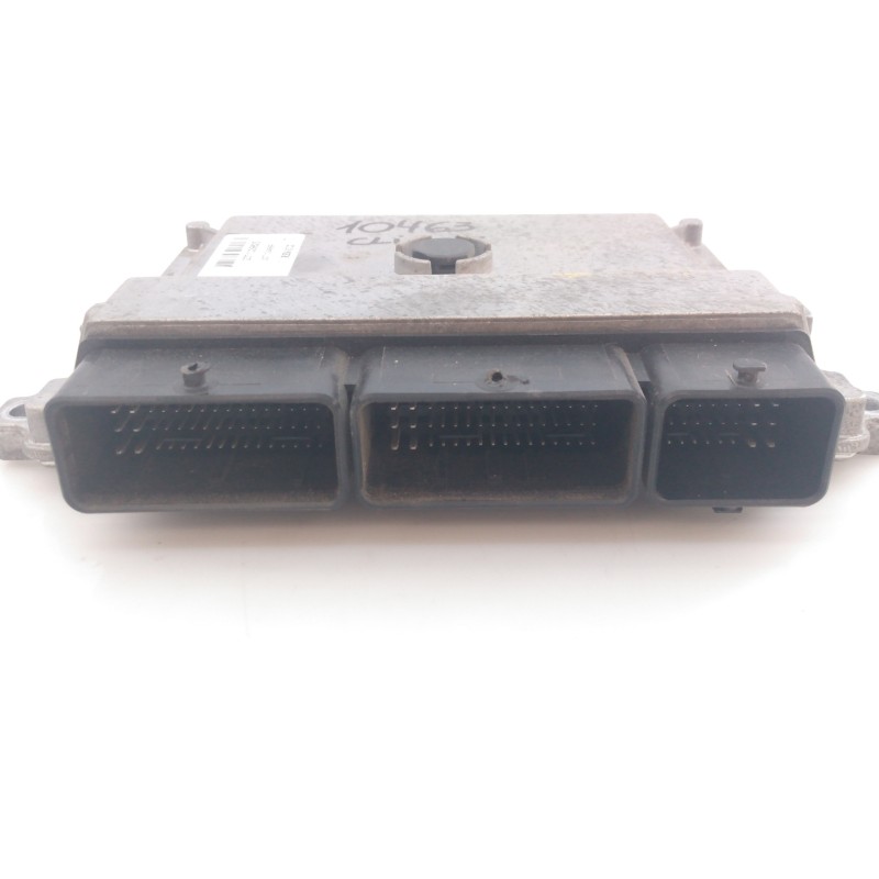 Recambio de centralita motor uce para renault clio iv dynamique referencia OEM IAM 237102982S 237105499R E2-A1-20-1