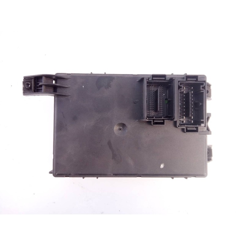 Recambio de caja reles / fusibles para opel corsa d cosmo referencia OEM IAM 13279900 28140881 E3-A5-18-2