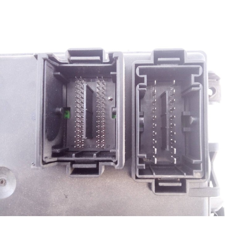 Recambio de caja reles / fusibles para opel corsa d cosmo referencia OEM IAM 13279900 28140881 E3-A5-18-2