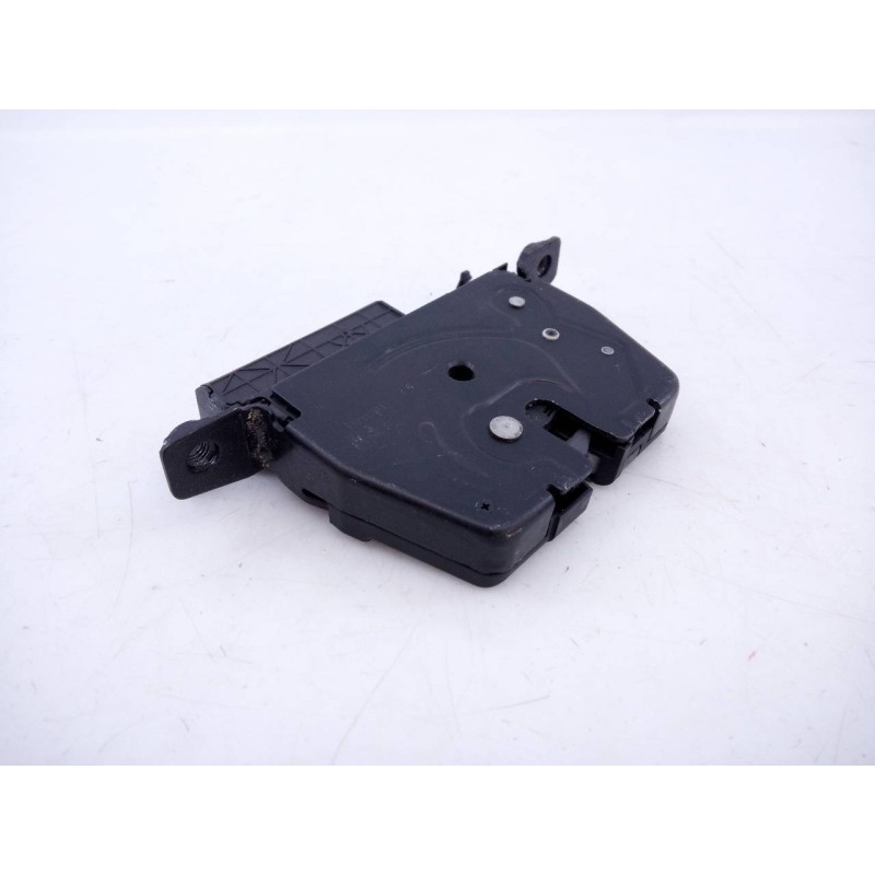 Recambio de cerradura maletero / porton para bmw x1 (e84) sdrive 18d referencia OEM IAM 912781103 18367210 E1-A3-43-1