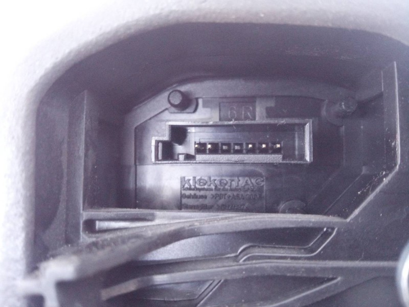 Recambio de cerradura puerta trasera derecha para bmw x1 (e84) sdrive 18d referencia OEM IAM A053702  E1-A3-44-1