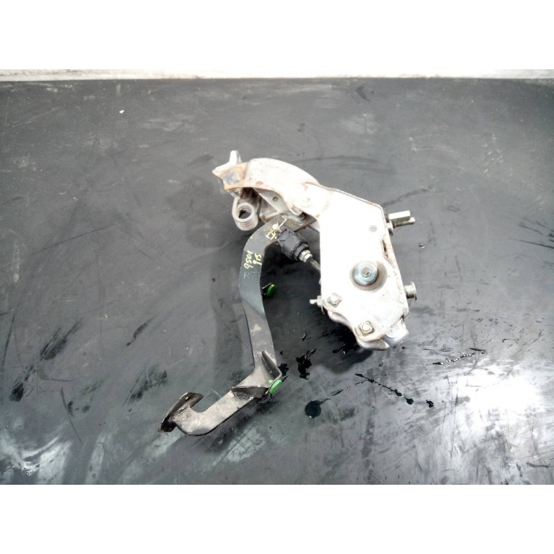 Recambio de pedal embrague para toyota land cruiser (j15) basis referencia OEM IAM   P1-B4-4