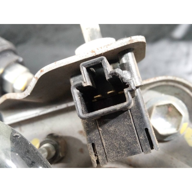 Recambio de pedal embrague para toyota land cruiser (j15) basis referencia OEM IAM   P1-B4-4