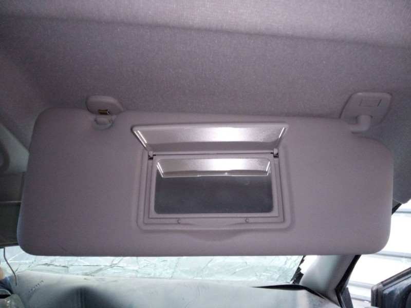 Recambio de parasol derecho para renault clio iv dynamique referencia OEM IAM   