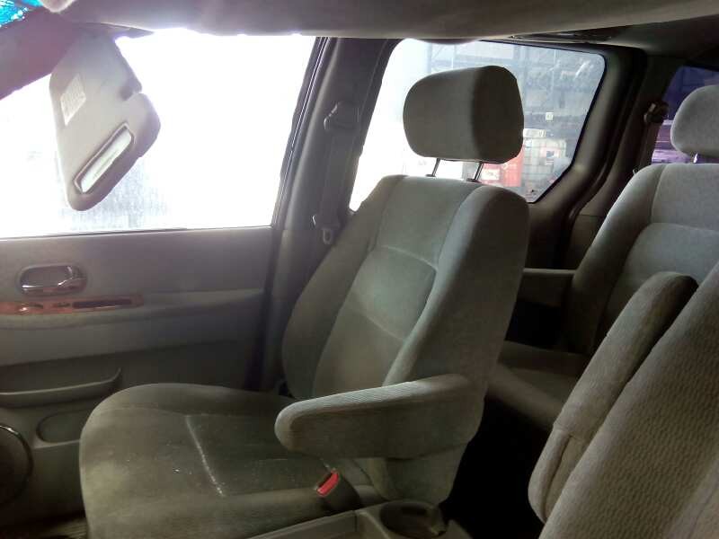 kia carnival del año 2004