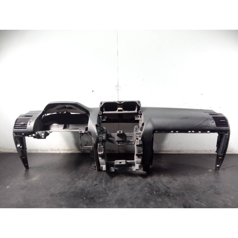 Recambio de salpicadero para toyota land cruiser (j15) basis referencia OEM IAM   P2-A1-28