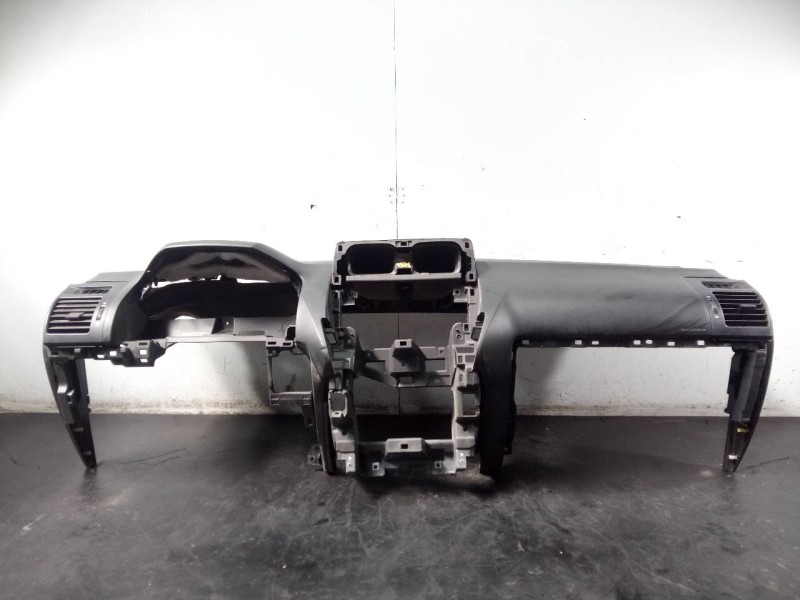 Recambio de salpicadero para toyota land cruiser (j15) basis referencia OEM IAM   P2-A1-28