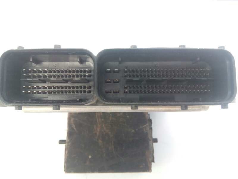 Recambio de centralita motor uce para dodge avenger sxt referencia OEM IAM P05033700AF 0281014265 E3-A5-12-1