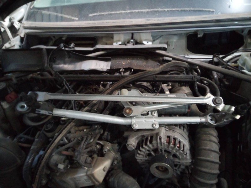 Recambio de motor limpia delantero para bmw x1 (e84) sdrive 18d referencia OEM IAM 299246501 W14109 