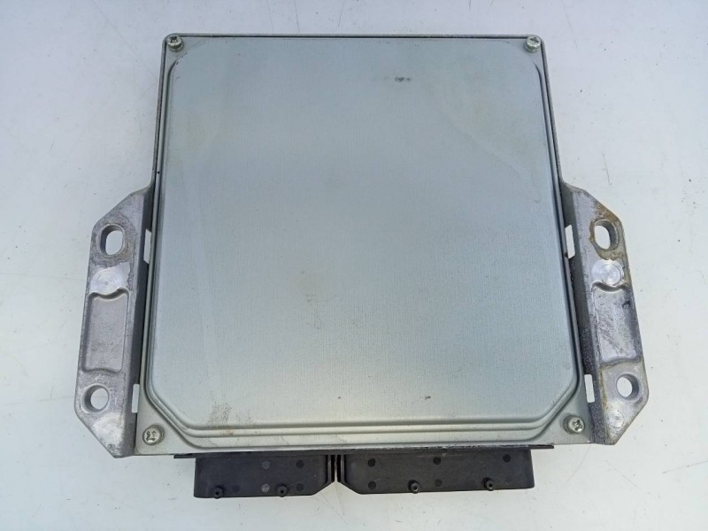 Recambio de centralita motor uce para mitsubishi montero (v80/v90) 3.2 di-d intense (3-ptas.) referencia OEM IAM 2758004685 1860