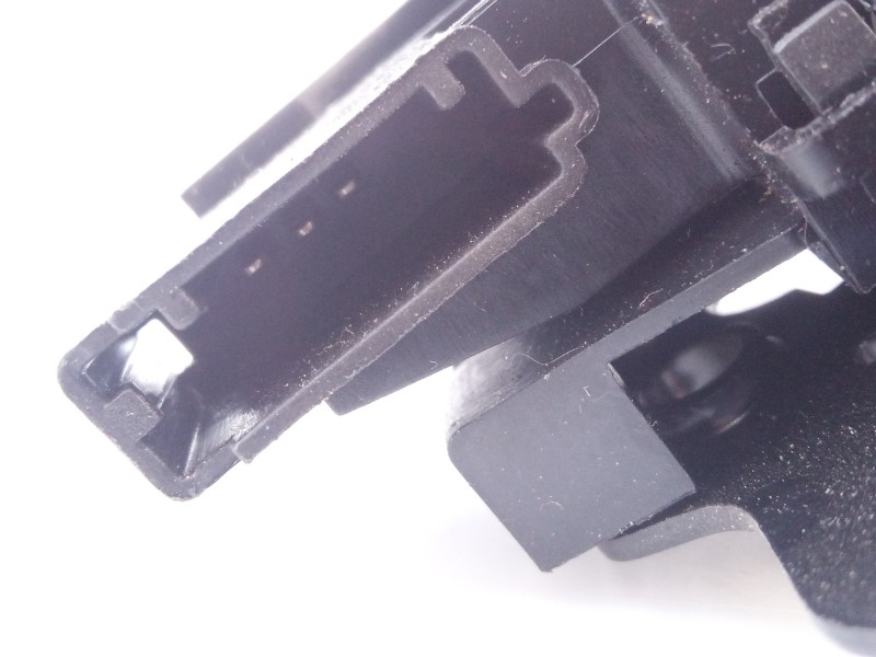 Recambio de cerradura maletero / porton para opel mokka x excellence referencia OEM IAM   E2-B6-60-2