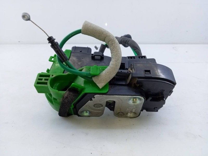 Recambio de cerradura puerta delantera derecha para hyundai i40 style referencia OEM IAM   E2-B5-54-1