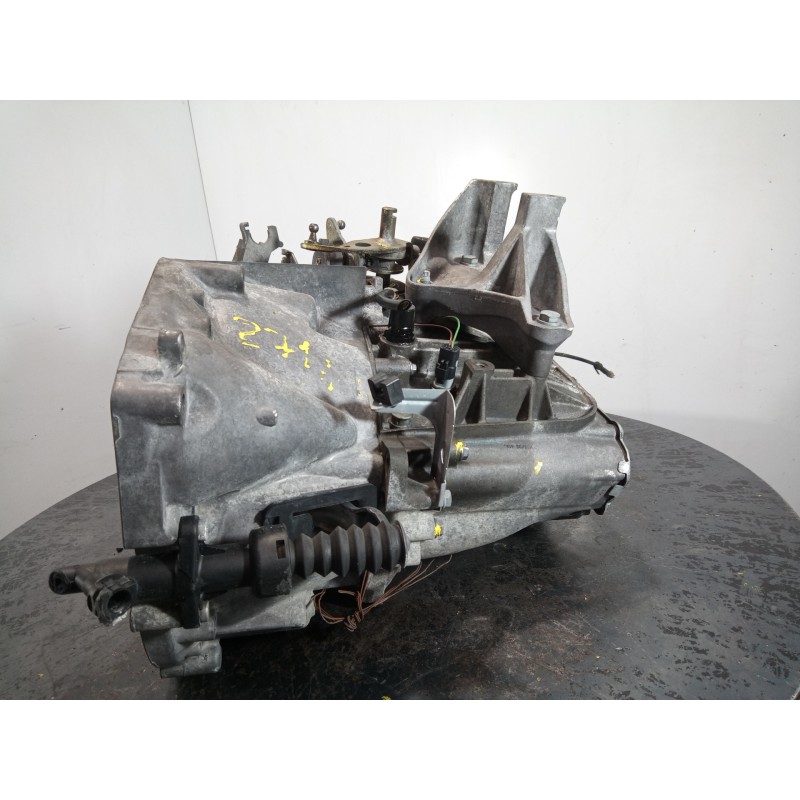 Recambio de caja cambios para peugeot 407 st confort referencia OEM IAM 20MB02  M1-B2-137