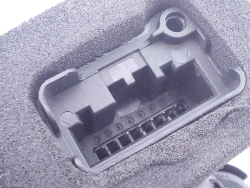 Recambio de cerradura puerta trasera derecha para seat ateca (kh7) fr go 4drive referencia OEM IAM A6L5TA839016L  E1-A5-39-2