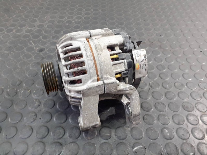 Recambio de alternador para opel corsa c club referencia OEM IAM 06044210  P3-A4-10-2