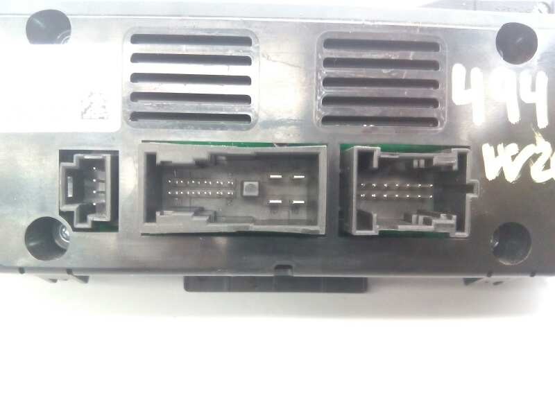 Recambio de mando climatizador para mercedes-benz clase c (w204) berlina c 200 cdi (204.007) referencia OEM IAM 2048309885  E3-A