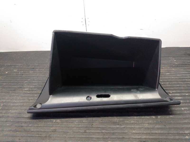 Recambio de guantera para mazda cx-5 luxury 4wd referencia OEM IAM KD4564030B  P2-A2-14