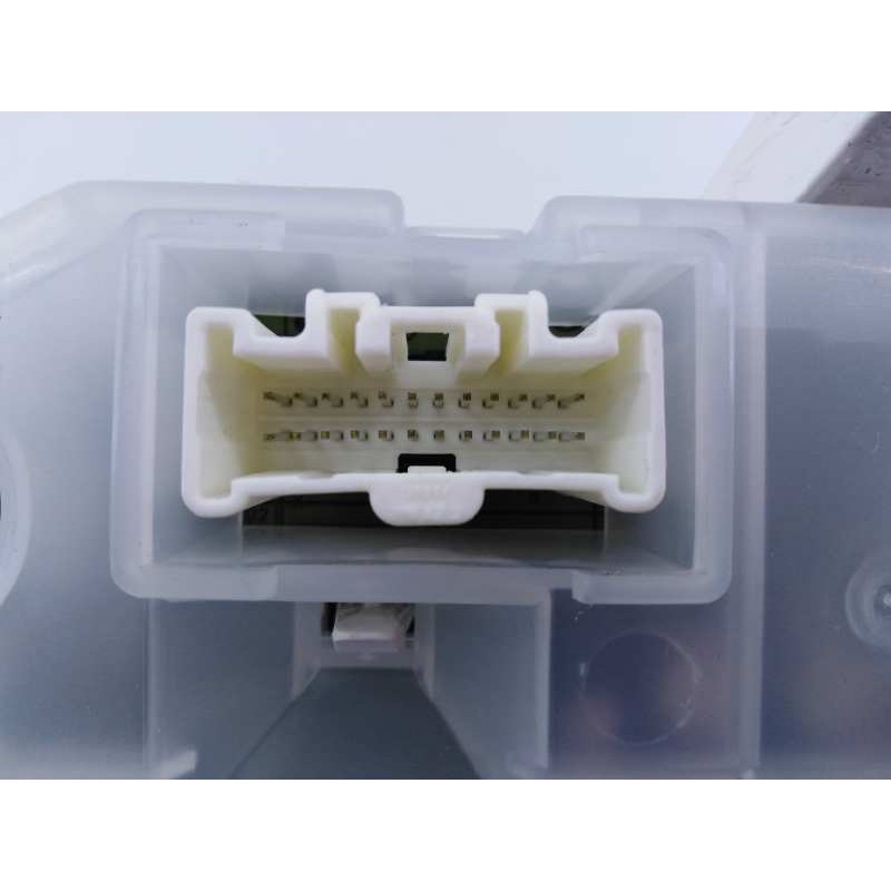 Recambio de cuadro instrumentos para mazda 2 lim. (de) 1.3 active (3-ptas.) referencia OEM IAM ASDF80C  E3-B5-22-1