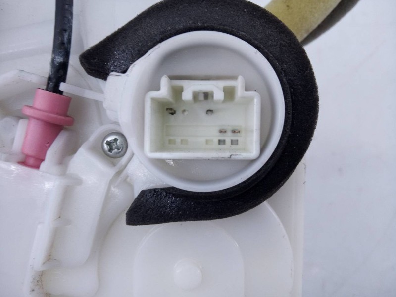 Recambio de cerradura puerta trasera derecha para mazda cx-3 style referencia OEM IAM 5D15F0392  E2-A2-50-2