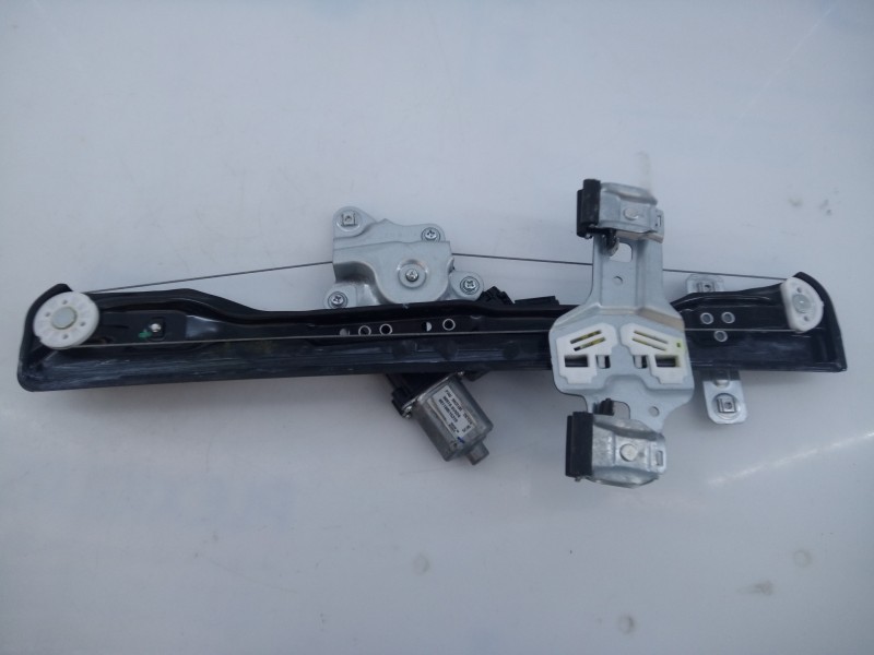 Recambio de elevalunas delantero derecho para opel mokka x excellence referencia OEM IAM 42363793 7384350800 E2-B6-65-2