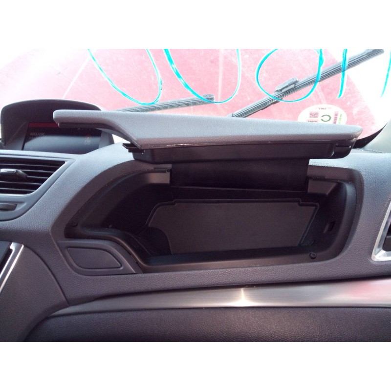 Recambio de guantera para opel mokka x excellence referencia OEM IAM   