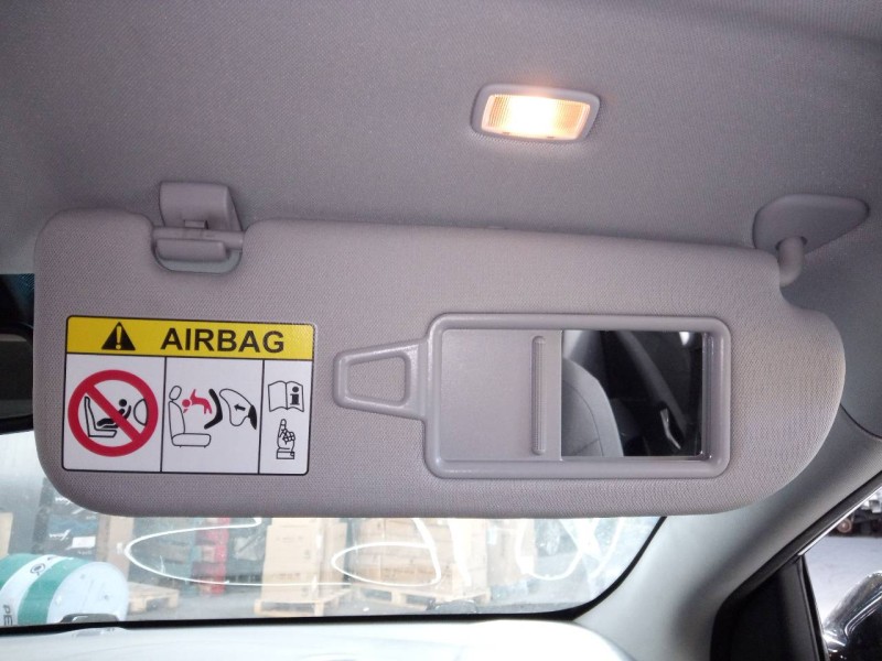 Recambio de parasol derecho para hyundai i40 style referencia OEM IAM   