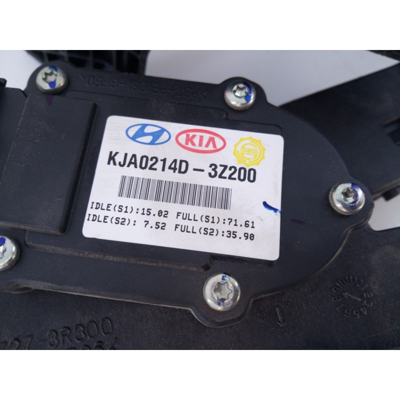 Recambio de pedal acelerador para hyundai i40 style referencia OEM IAM KJA0214D3Z200  E3-A3-39-2