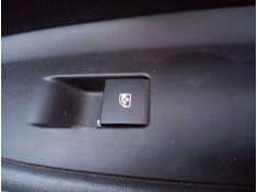 MANDO ELEVALUNAS TRASERO DERECHO 