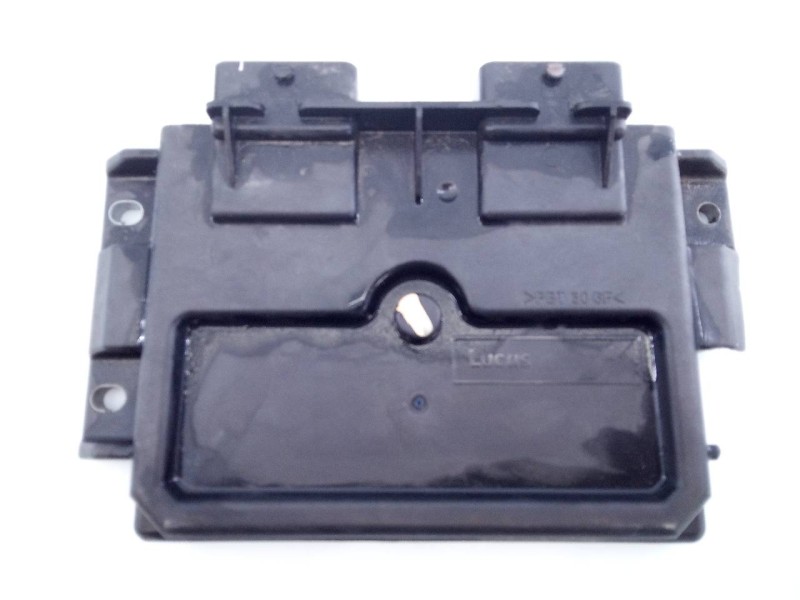 Recambio de centralita motor uce para citroën berlingo referencia OEM IAM 9650360280 9650360280 E3-B2-26-1