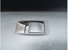 MANDO ELEVALUNAS TRASERO DERECHO 