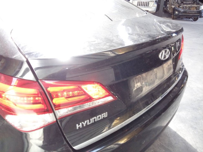 Recambio de porton trasero para hyundai i40 style referencia OEM IAM   