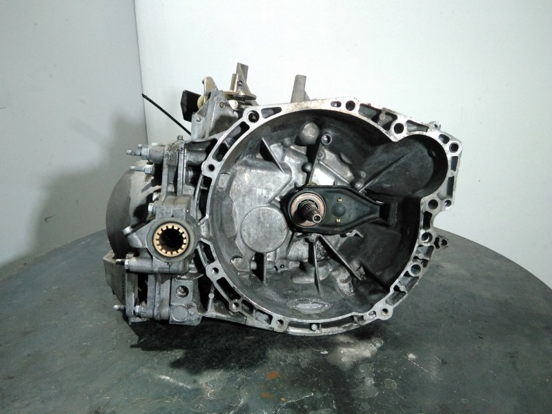Recambio de caja cambios para peugeot 407 st confort referencia OEM IAM 20MB02  M1-B3-160