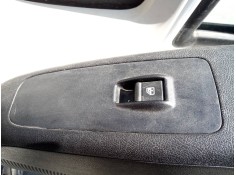 MANDO ELEVALUNAS DELANTERO DERECHO 