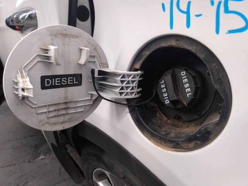 Recambio de tapa exterior combustible para hyundai santa fe (dm) style 4wd referencia OEM IAM   