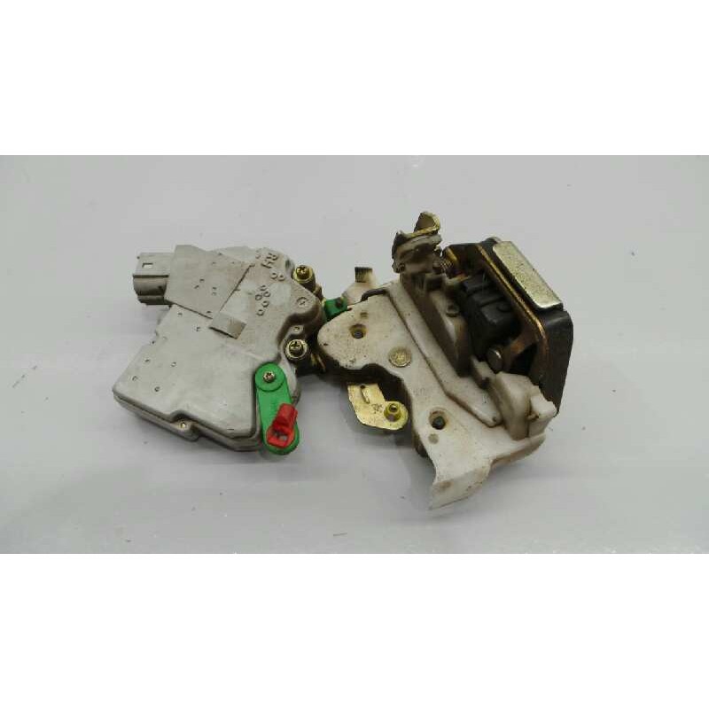 Recambio de cerradura puerta trasera derecha para nissan terrano/terrano.ii (r20) luxury referencia OEM IAM   E2-A4-55-2